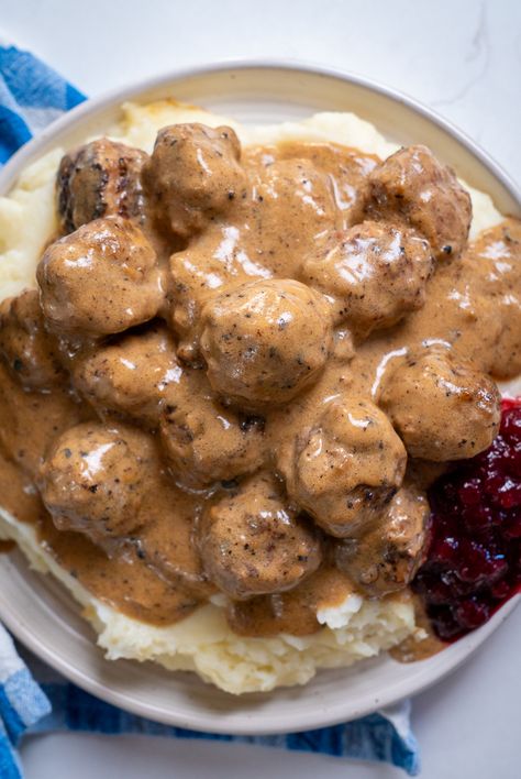 Copycat Ikea Swedish Meatballs?utm_source=12tomatoes Copycat Ikea Swedish Meatball Recipe, Best Sauce For Meatballs, Swedish Meatball Sauce Recipe Easy, Sweedish Meatball Sauce, Swedish Meatball Recipe Crockpot, Swedish Meatball Gravy Recipe, Ikea Meatballs Recipe, Swedish Meatballs Sauce, Meatballs Swedish