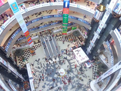 Bashundhara Shopping Center. Bashundhara Shopping Mall, Shopping Mall Plan, Mall Plan, Skyscraper Architecture, Top Floor, South Asia, Shopping Center, Shopping Mall, Skyscraper