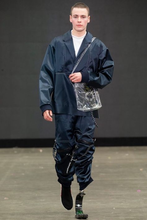 Student creates adaptive fashion range for people with physical disabilities Adaptive Fashion, Trent University, Nottingham Trent University, Physical Disabilities, Adaptive Clothing, Graduation Style, People With Disabilities, Fashion Institute, Student Created