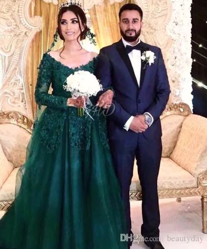 2018 Hunter Green Wedding Dresses with Arabic Middle East Church Long Sleeve Appliqued Backless Wedding Gown Said Mhamad Green Afghan Dress Weddings, Nikah Dress Green, Afghan Dresses Wedding, Green Nikkah Dress Afghan, Hunter Green Wedding Dress, Green Nikkah Dress, Green Afghan Dress, Green Engagement Dress, Afghan Nikkah