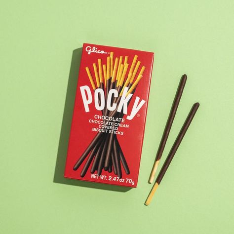 Pocky - Julia Stotz Photography Cream Biscuits, Sugary Food, Japanese Snacks, Aesthetic Art, Digital Image, Paper Crafts, Photography, Art