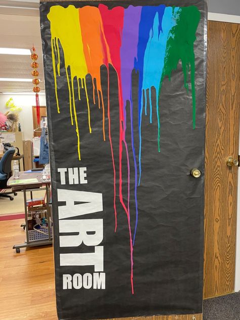 Art Room Decoration School, Elements Of Art Bulletin Board, Art Room Doors Decoration, Art Door Decorations, High School Art Bulletin Board Ideas, Art Room Door Ideas, Art Teacher Door Decorations, Art Class Door Ideas, Art Room Door Decoration Ideas