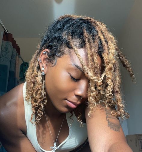 Instant Locs With Combed Out Curls Locs With Curls At The End, Locs With Loose Ends, Faux Locs Blonde, Instant Locs, Locs With Curly Ends, Loc Extensions Human Hair, Black Locs, Faux Dreadlocks, Loc Maintenance