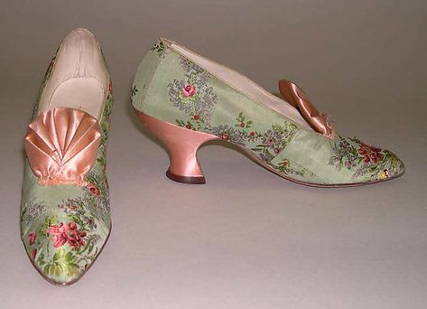 Evening slippers Designer: I. Miller (American, founded 1911) Date: early 20th century Culture: American Medium: silk, leather 1700s Shoes Women, Regency Era Shoes, 16th Century Shoes, Colonial Shoes, Marie Antoinette Dress 18th Century, 19th Century Shoes, 1800s Shoes, Regency Shoes, Rococo Shoes