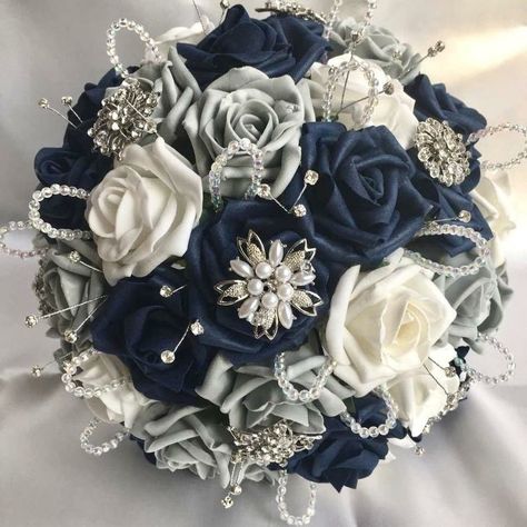 Quince Flowers, Blue Quinceanera Theme, Posy Bouquet, Starry Wedding, Quinceanera Bouquet, Teardrop Bouquet, Quinceanera Themes Dresses, Artificial Wedding Flowers, Vows Wedding