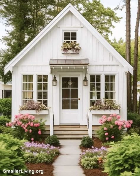 Tiny Home Tours - Tour this countryside tiny home with its... Comfortable Sectional Sofa, Small House Exterior, Cozy Interior Design, Small Cottage Homes, Empty Nesters, Rural Living, Garden Sheds, Small Cottage, Garden Tool