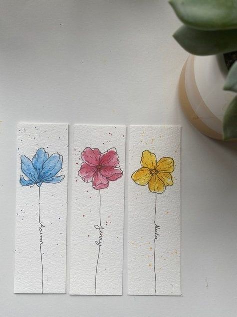 Flower Painting Bookmark, Bookmark Ideas Flowers, Watercolor Flower Bookmark, Simple Bookmark Ideas, Cute Bookmarks Diy, Unique Bookmarks Handmade, Bookmark Design Ideas, Homemade Bookmark, Simple Bookmarks