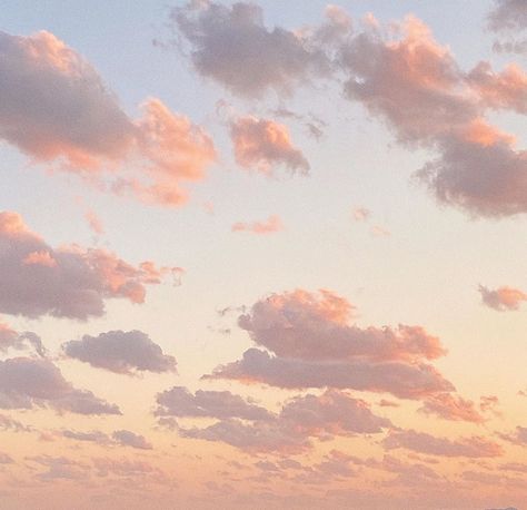 Clouds Aesthetic, Aesthetic Pretty, Pastel Sky, Aesthetic Sky, Sky Sea, Pretty Sky, Sky And Clouds, Blue Skies, Beautiful Sky