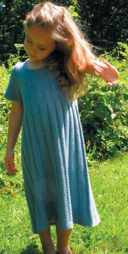 Girl’s Dress Knit Dress Pattern Free, Knitting Kids, Girls Knitted Dress, Hi Baby, Knit Dress Pattern, Dress Patterns Free, Knitted Dresses, Knitting Girls, Knitting For Kids