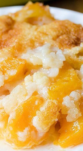 Super Easy Peach Cobbler. "Repinned by Keva xo". Super Easy Peach Cobbler Recipe, Canned Peach Cobbler Recipe, Peach Cobbler With Bisquick, Peach Cobbler Dump Cake, Homemade Peach Cobbler, Fresh Peach Cobbler, Easy Peach Cobbler, Easy Peach Cobbler Recipe, Cobbler Easy