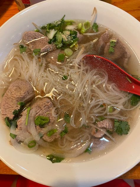 So delicious #recipe #aesthetic #yummyhealthyeasy #beefpho Pho Aesthetic, Ramen Aesthetic, Big Snacks, Recipe Aesthetic, Food Obsession, So Delicious, Everyday Food, Cafe Food, Pretty Food