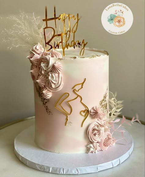 Pregnant 30th Birthday Ideas, Birthday Cake For Pregnant Woman, Pregnant Birthday Cake, Pregnant Cake Ideas, Pregnancy Cake Ideas, Mom To Be Cake Design, Mommy To Be Cake, Mom To Be Cake, Pregnancy Cake