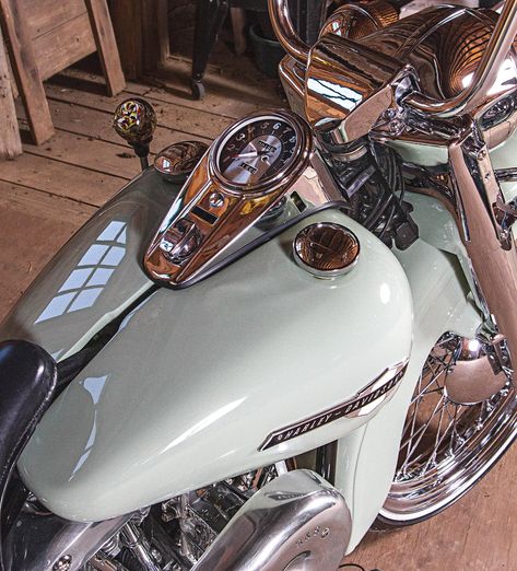 Custom 1975 Harley-Davidson FLH | Shovelheads Aren’t Dead | Hot Bike Magazine Motos Bobber, Harley Shovelhead, Harley Davidson Knucklehead, Harley Davidson Panhead, Motos Harley, Harley Davidson Baggers, Bike Magazine, Vespa Scooter, Classic Harley Davidson