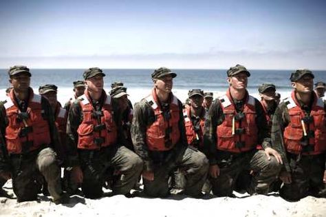 SEALs in training in California might find themselves in enemy territory, with only their survival kits -- and wits -- to keep them alive. Navy Seal Training, Naval Special Warfare, Survival Kits, A Seal, Navy Seal, Career Tips, Homestead Survival, Disaster Preparedness, Emergency Prepping