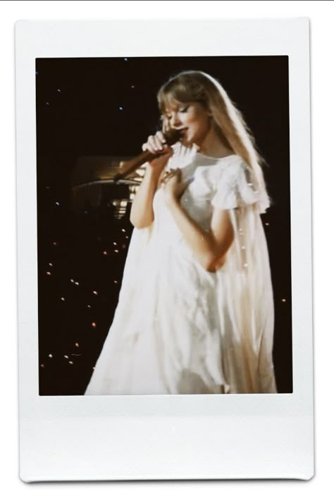 Taylor Swift: The Eras Tour polaroid Eras Tour Polaroid, Taylor Swift The Eras Tour, Eras Tour, Taylor Swift, Swift