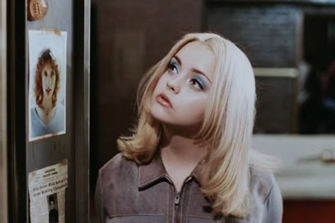 From Blue Velvet to Buffalo 66: how blue eye shadow conquered cult film Layla Buffalo 66, Pawn Shop Blues, Vincent Gallo, Buffalo 66, Put Me In A Movie, Sweet Guys, Christina Ricci, Blue Eyeshadow, Baby Blues