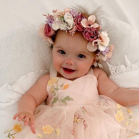 Arabella And Rose ™️ Est 2012 on Instagram: "Little lady Phoebe in our Sugar Plum Pink Romper 🌸✨ As sweet as can be 🕊️ @my_wallflowers_and_wildflowers https://arabellaandrose.com.au/product-category/flower-girl-dresses/" Wildflower 1st Birthday Party, Lady Phoebe, Wildflower 1st Birthday, Ginny Dress, Child Fashion, Pink Romper, Cute Galaxy Wallpaper, First Birthday Themes