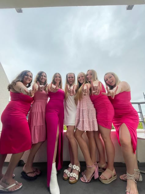 Bachelorette Party Outfits Group Pink, Bachelorette Pink Night, Cowgirl Bachelorette Party Outfits Pink, Bachelorette Party Outfit Colors, Bachelorette Party Pink Outfits, Pink Night Bachelorette Party, Bright Pink Bachelorette, Pink And White Outfit Ideas Party, Bachelorette Pretty In Pink