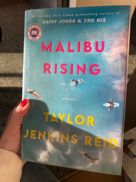 Malibu Rising, Teen Novels, Taylor Jenkins Reid, School Goals, Kindle Reader, Epic Party, Family Drama, Ya Books, I Love Books