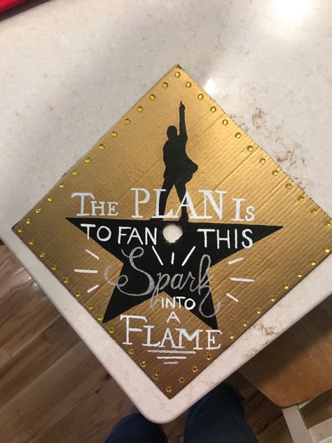 The Flash Graduation Cap, Phantom Of The Opera Graduation Cap, Grad Cap Hamilton, Back To The Future Graduation Cap, Volleyball Graduation Cap, Hamilton Room Decor, Greatest Showman Graduation Cap, Graduation Cap Designs Musical Theatre, Stranger Things Graduation Cap