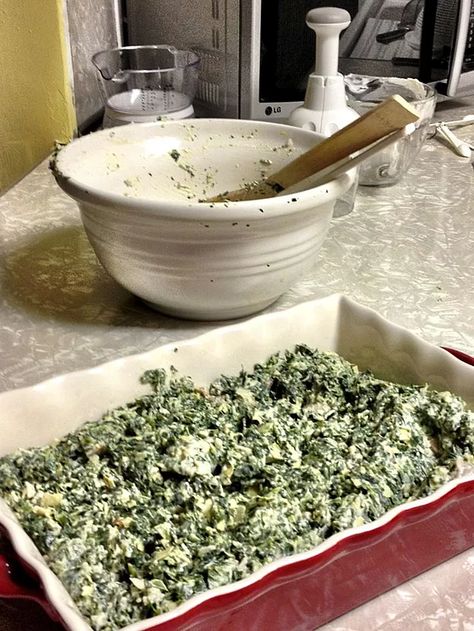 Spinach Artichoke Casserole, Thanksgiving Casseroles, Thanksgiving Potatoes Recipes, Artichoke Casserole, Christmas Side Dish, Creamy Corn Casserole, Christmas Side Dish Recipes, Thanksgiving Casserole, Vegetable Casserole Recipes