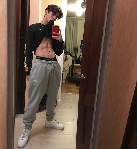 Man In Grey Sweatpants, Boys In Gray Sweatpants, Guy In Grey Sweatpants, Guy In Sweatpants, Grey Sweatpants Outfit Men, Guys In Grey Sweatpants, Sweatpants Outfit Men, Grey Sweatpants Outfit, Grey Sweatpants Men