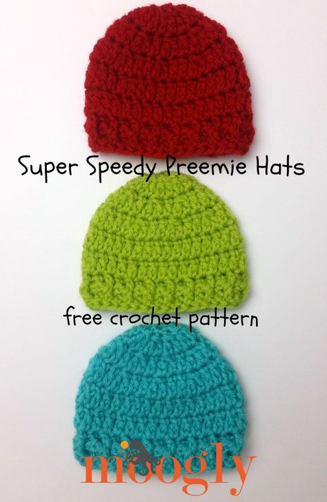 Super Speedy Preemie Hat - free crochet pattern on Mooglyblog.com! Make them with Vanna's Choice - a portion of the proceeds supports St. Jude Children's Research Hospital! Crochet Preemie Hats, Artisanats Denim, Preemie Crochet, Preemie Hats, Crochet Baby Hat Patterns, Baby Hat Patterns, Crochet Cap, Newborn Crochet, St Jude