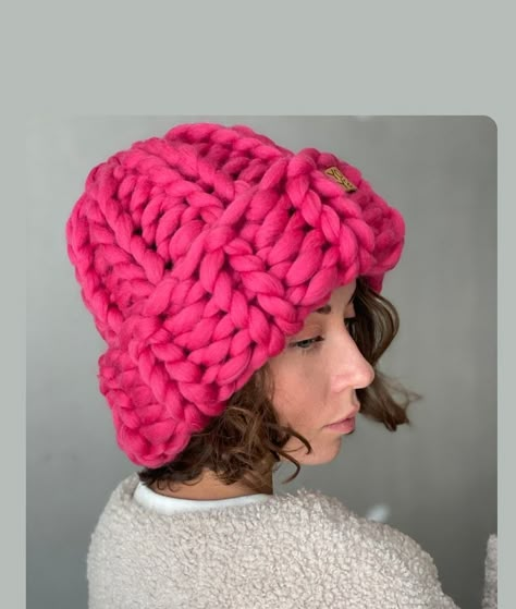 Super Chunky Knit, Hand Knitting Diy, Big Yarn, Chunky Knit Hat, Knitting Diy, Handmade Hats, Chunky Wool, Handmade Hat, Knit Beanie Hat