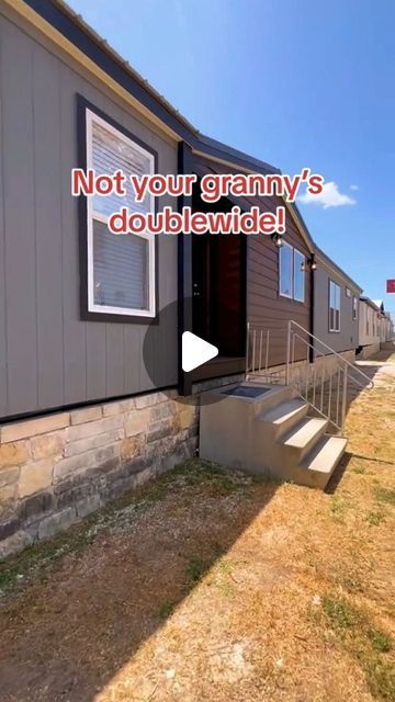 Tiny Home Luxury, Off Grid House Ideas, Nice Mobile Homes, Tiny Barndominium Ideas, Large Shed House, Abode House, Compound Living, Modern Mobile Home, Log Cabin Building