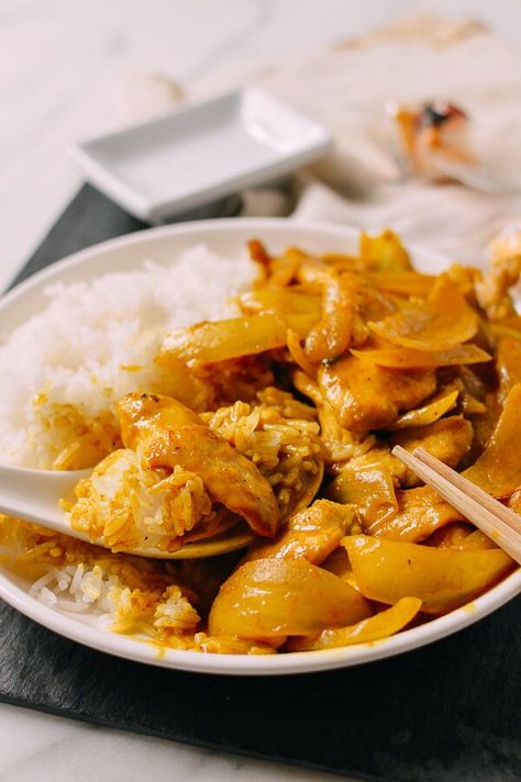 15-Minute Chicken Curry, Takeout-Style | The Woks of Life Chicken Curry Rice, Chinese Chicken Curry, Minute Chicken, Wok Of Life, Woks Of Life, The Woks Of Life, Curry Rice, Fried Chicken Wings, Chinese Chicken