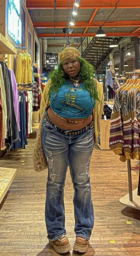 Plus Size Cybery2k, Plus Size Bimbocore Outfits, Plus Size 2000s Fashion, 2000s Fashion Outfits Plus Size, Clothing Aesthetic Types, Boho Outfits Aesthetic, Plus Size Grunge Outfits, Grunge Outfits Plus Size, Fairycore Aesthetic Outfits