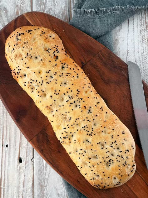 Turkish Rolls Recipe, Turkish Pide Bread Recipe, Turkish Bread Recipe, Breadmaker Recipes, Pide Bread, Turkish Pide, Turkish Bread, Homemade Sourdough Bread, Artisan Bread Recipes