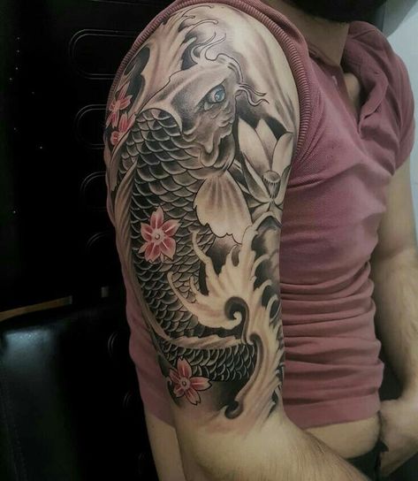 Koi Fish Tattoo Forearm, Pez Koi Tattoo, Koi Dragon Tattoo, Karp Koi, Koi Tattoo Sleeve, Tato Flash, Irezumi Tattoo, Koi Tattoo Design, Tattoo Japanese