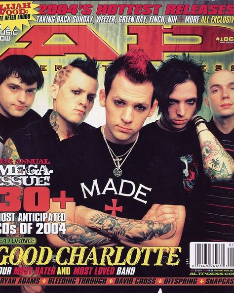 Emo Magazine, Punk Grunge Aesthetic, Jd And Veronica, Teen Magazines, 2000s Punk, Band Photoshoot, Taking Back Sunday, Good Charlotte, Teen Movies