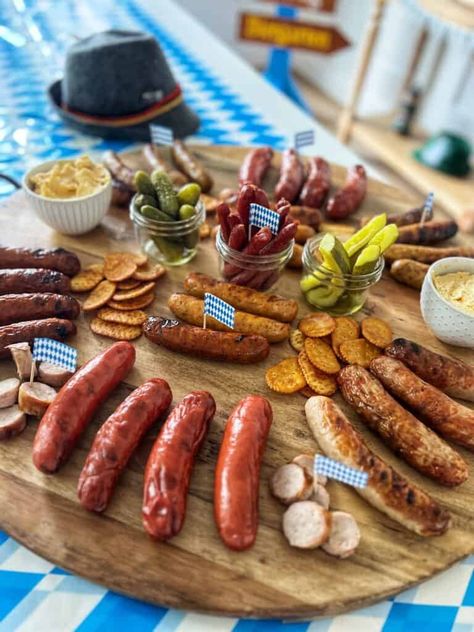 Oktoberfest Charcuterie Board - Oktoberfest Charcuterie, Octoberfest Party Ideas, Bbq Dinner Party, Oktoberfest Party Decorations, Octoberfest Party, Oktoberfest Food, Octoberfest Food, Bbq Dinner, Oktoberfest Party