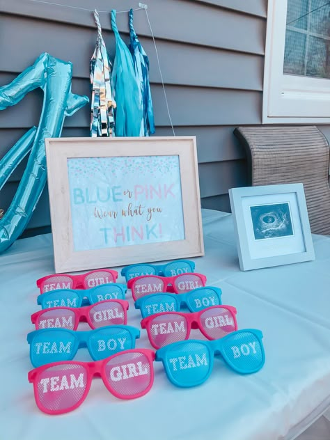 Ideas For Gender Reveals, Gender Reveal Ideas Tnt, Gender Reveal Party Details, Sport Gender Reveal Ideas, Gender Reveal Ideas August, Wrestling Gender Reveal Ideas, Trendy Gender Reveal Ideas, Pool Party Gender Reveal Ideas, Gender Reveal Ideas For Party Decoration Indoor