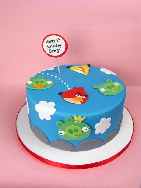 Fondant Cakes Kids, Angry Birds Birthday Theme, Angry Birds Party Decorations, Angry Bird Birthday Cake, Birthday Cake Angry Birds, Angry Birds Birthday Cake, Angry Bird Cake, Angry Birds Birthday, Cakes Fondant