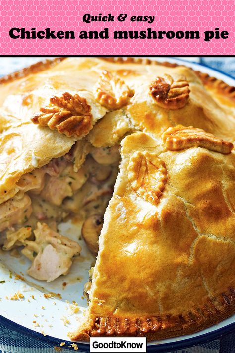 Easy Chicken Pie Recipe, Easy Chicken Pie, Creamy Chicken Pie, Bacon And Mushroom, Panini Recipes Chicken, Chicken And Mushroom Pie, Bacon Pie, Chicken Pie Recipe, Mushroom Pie