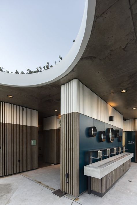 Public Restroom Outdoor, Public Bathroom Architecture, Public Restroom Design Outdoor, Public Toilet Design Architecture, Public Toilet Design Outdoor, Public Wc Design, Public Washroom Design, Toilet Outdoor Design, Public Toilet Interior