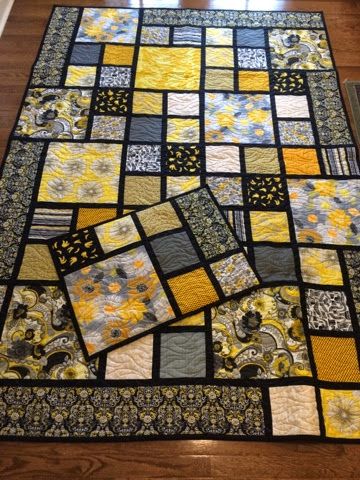 Stained Glass Quilts, Big Block Quilts, Stained Glass Quilt, Yellow Quilts, Japanese Quilts, Scrappy Quilt Patterns, Block Quilts, Batik Quilts, Scrap Quilt Patterns