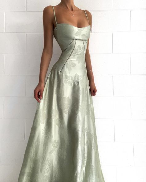 Mallorca in Pistachio satin… you’re welcome ✨ Mallorca Dress, Homecoming Dresses Bodycon, Metallic Prom Dresses, Vintage Green Dress, Lavender Cream, Bodycon Dress Homecoming, Homecoming Dresses Sparkly, Tulle Homecoming Dress, Green Maxi Dress