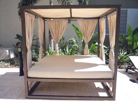 E-500 Outdoor Daybed Diy Outdoor Bed, Outdoor Daybed Diy, Diy Outdoor Daybed, Outdoor Daybed With Canopy, Bed With Curtains, Antique Canopy Bed, Daybed With Canopy, Bed With Canopy, Gazebo Design