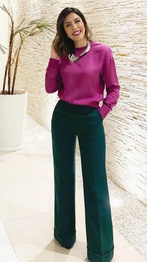 Green Pants Outfit, Colour Combinations Fashion, Color Combinations For Clothes, Business Casual Outfits For Work, Classy Work Outfits, Stylish Work Outfits, Green Pants, Casual Work Outfits, Mixed Colors