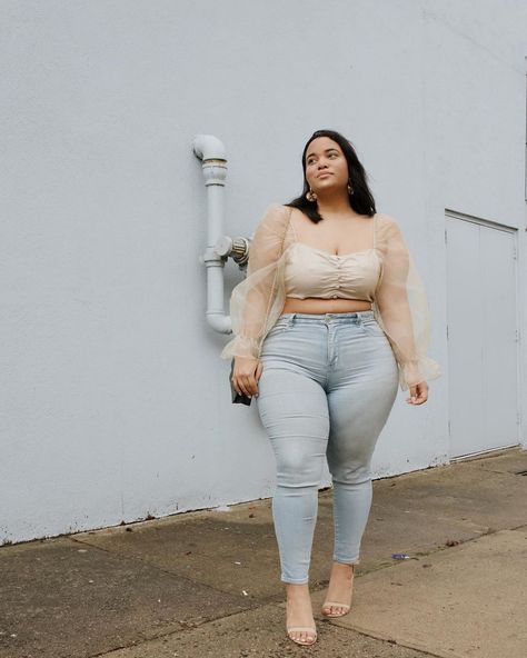 Denise Mercedes 🇩🇴 on Instagram: “@fashionnovacurve Obsessed with this top 😍! Fashionnovapartner” Xl Outfits, Denise Mercedes, Outfits For Black Women, Outfits For Women Summer, Look Plus Size, Full Figure Fashion, Big Girl Fashion, Fitness Challenge, Curvy Women Jeans