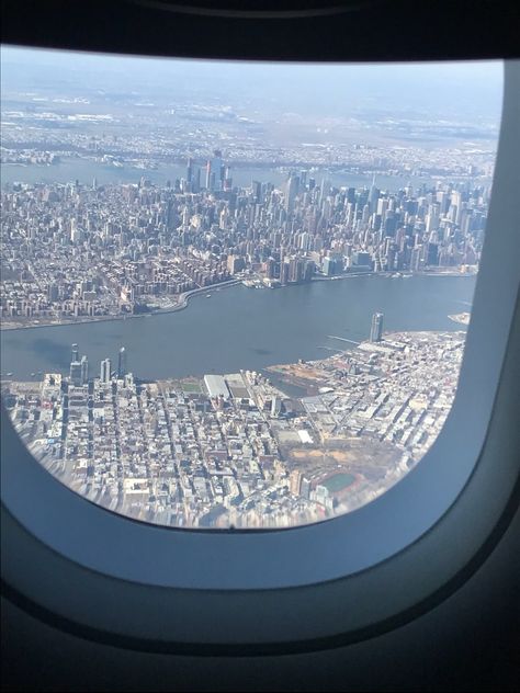 #massimo #groomsmen landing at #laguardia nyc Laguardia Airport, Window Views, Airplane Window View, Plane Window, Airplane Window, Window View, Living In New York, Big Apple, House Boat