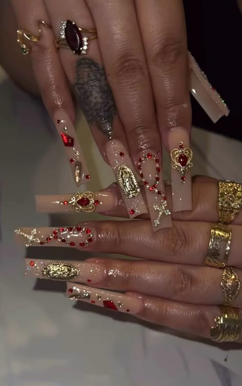 Black And Gold Junk Nails, Prom Burgundy Nails, Heart Gems Nails, Jhene Aiko Concert Nail Ideas, Valentines Nails Elegant, Charro Quince Nails, Red Valentines Day Nails Acrylic Long, Latina Aesthetic Nails, Gold And Red Nail Designs