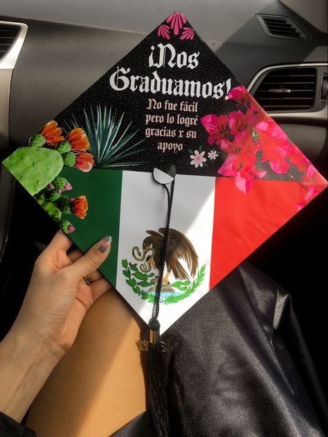 Graduation Cap Designs In Memory Of Grandparents, Mexican Cap Designs, Graduation Hat Designs Mexican, Honduran Graduation Cap, Mexican Nurse Graduation Cap, Mexican Grad Sash, College Graduation Cap Ideas Mexican, Custom Graduation Caps Mexican, Graduation Outfit Ideas Mexican