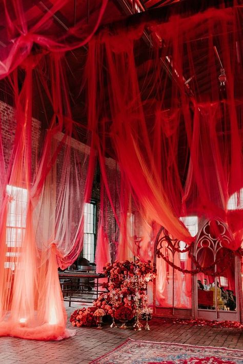 Celestial Party Decor, Red Themed Party, Fire Decorations, Curtain Ceiling, Fire Wedding, Red Vibe, Constellation Wedding, Images Victoriennes, Burlesque Party