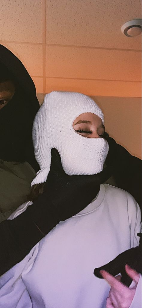 Ski Mask Men Outfit, Shiesty Mask Couple, Sheisty Mask Aesthetic Guy, Ski Mask Couple Aesthetic, Ski Mask Guy Aesthetic, Sheisty Mask Aesthetic, Shiesty Mask Aesthetic, Ski Mask Outfit Men, Ski Mask Gang