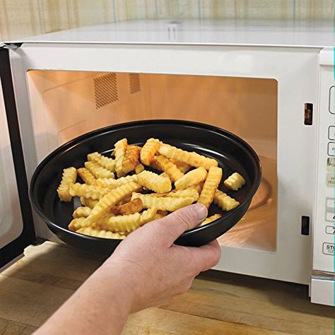 EasyComforts Microwave Crisper Pan * You can find out more details at the link of the image. Microwave Cookware, Crispy Pizza, Pan Kitchen, Protein Packed Meals, Healthy Meats, Frozen Dinners, Meat Alternatives, Microwave Cooking, Pan Recipes